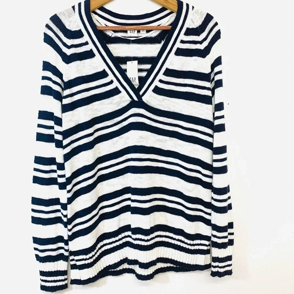 Gap Sweater Woman Medium Blue White Stripe Long Sleeve V Neck 100% Cotton